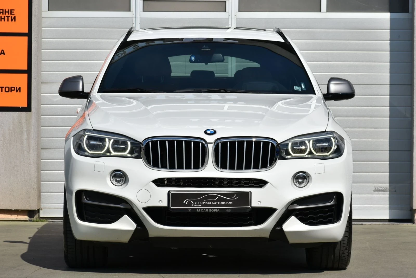 BMW X6 M50D - изображение 3