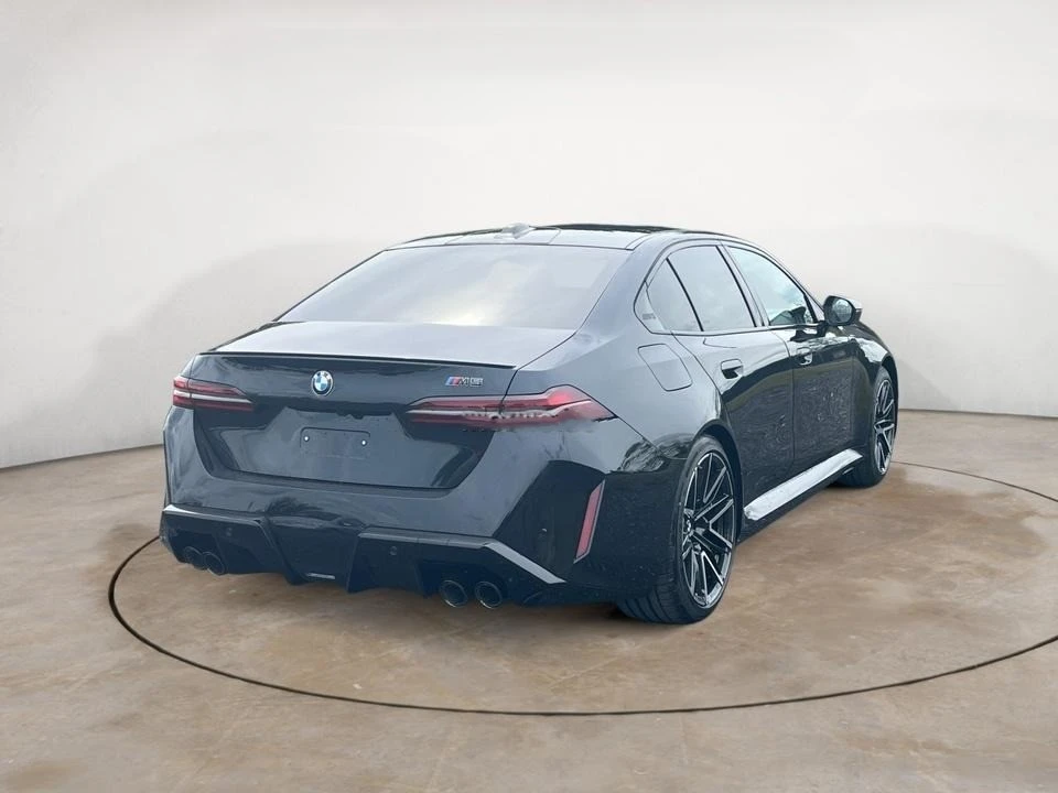 BMW M5 4.4 V8/PLUG-IN/CARBON/B&W/ICONIC GLOW/HEAD UP/360/ - изображение 5