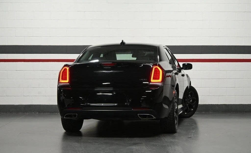 Chrysler 300c Touring L AWD * АвтоКредит* (ЦЕНА ДО БГ) - изображение 2