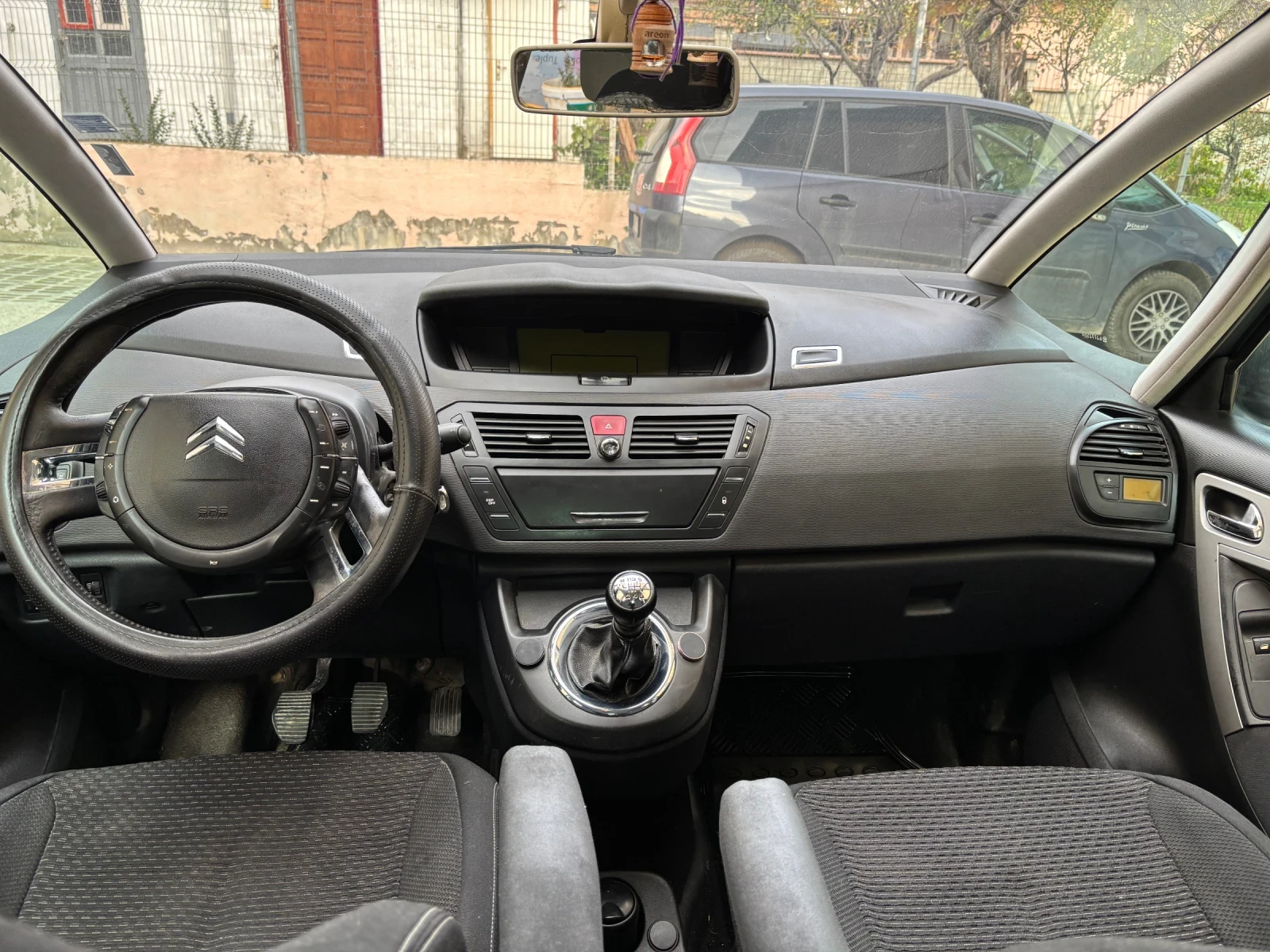 Citroen C4 Picasso 2.0 HDi - изображение 5