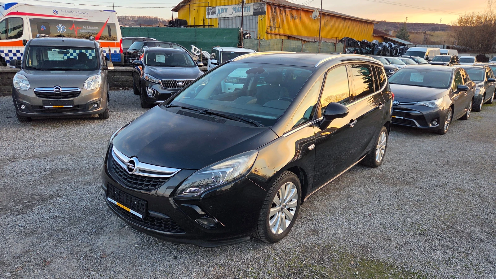 Opel Zafira 1.6 EcoM 6+ 1м.