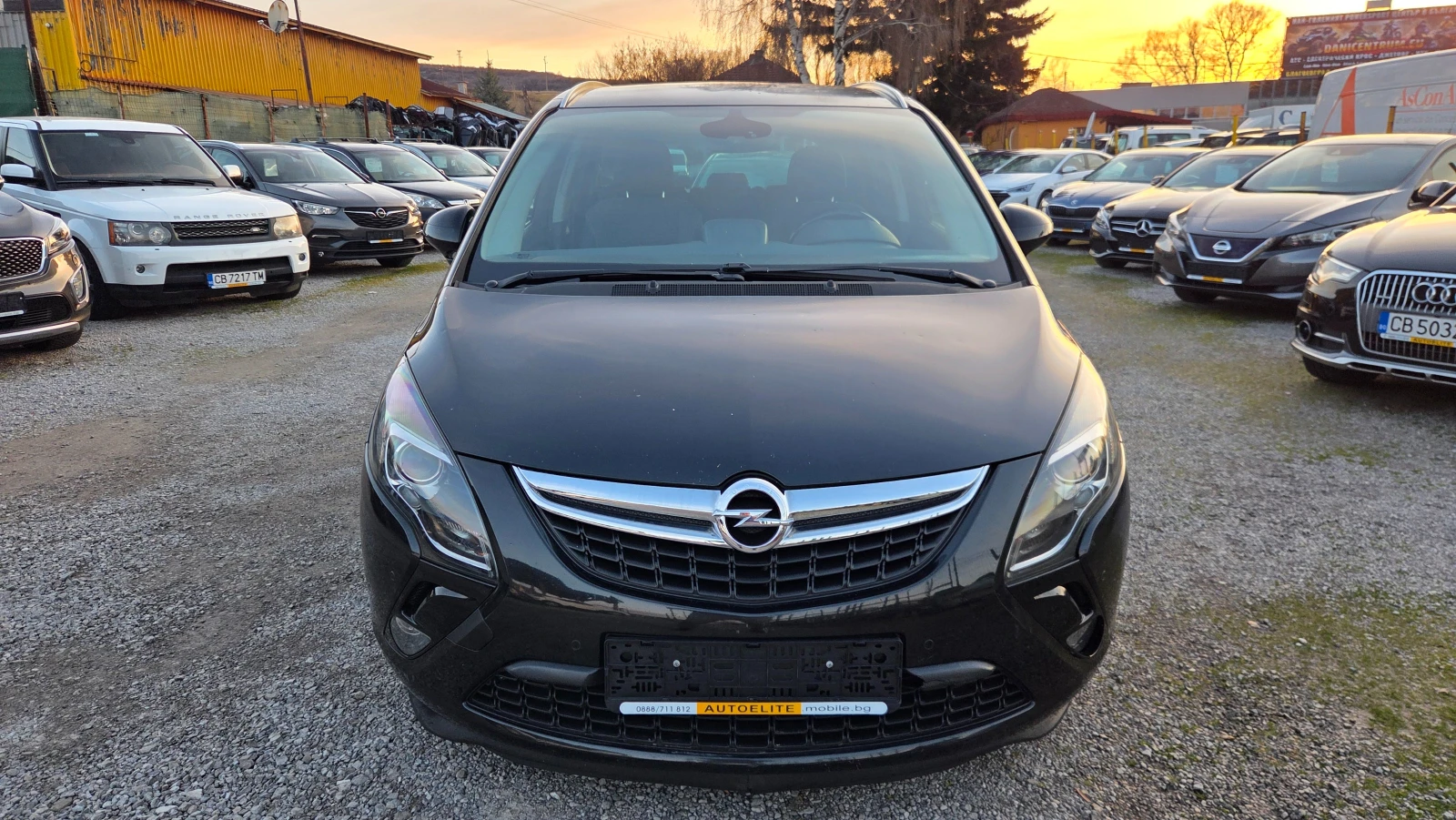 Opel Zafira 1.6 EcoM 6+ 1м., снимка 6 - Автомобили и джипове - 53928035