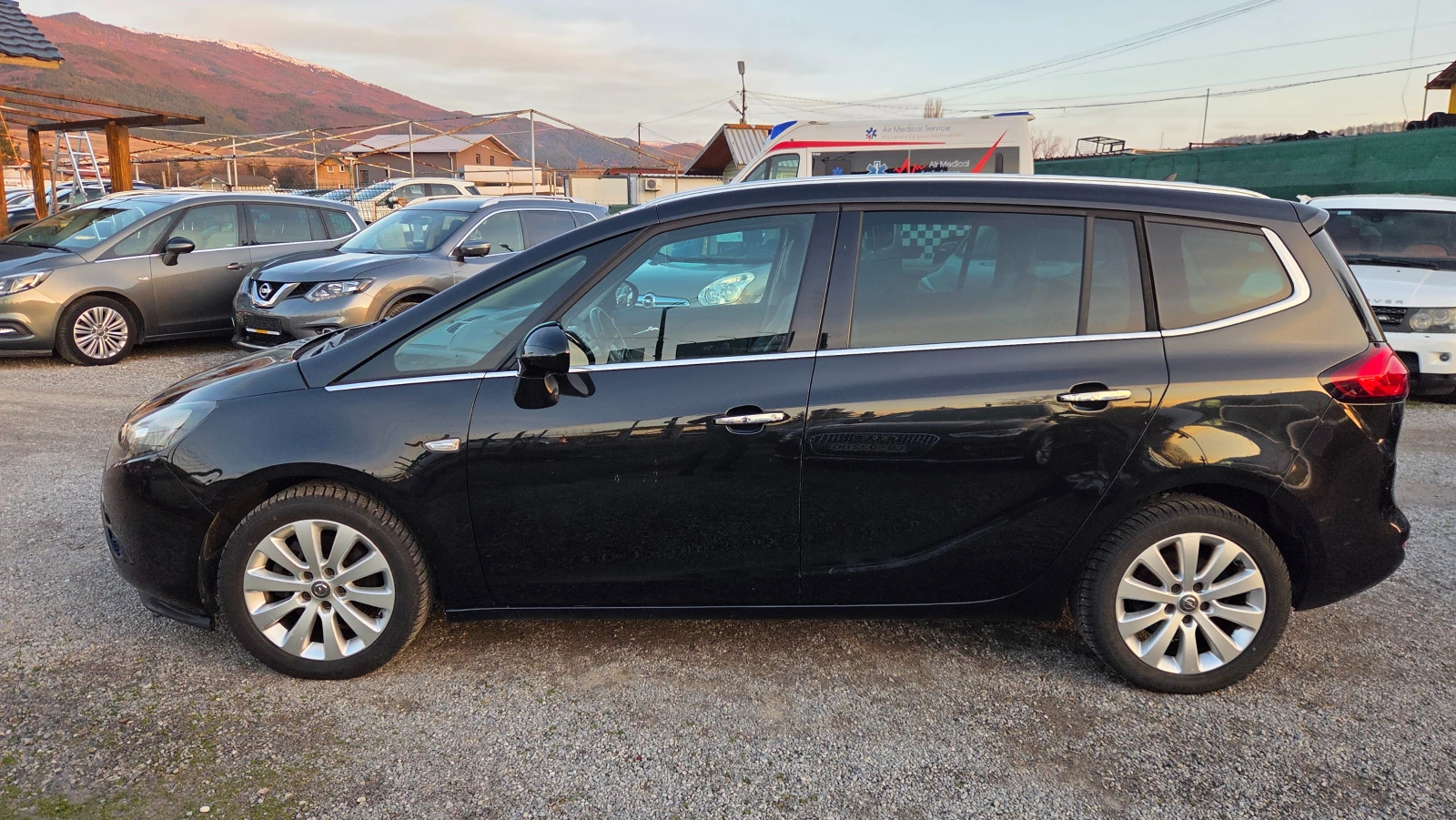 Opel Zafira 1.6 EcoM 6+ 1м., снимка 5 - Автомобили и джипове - 53928035