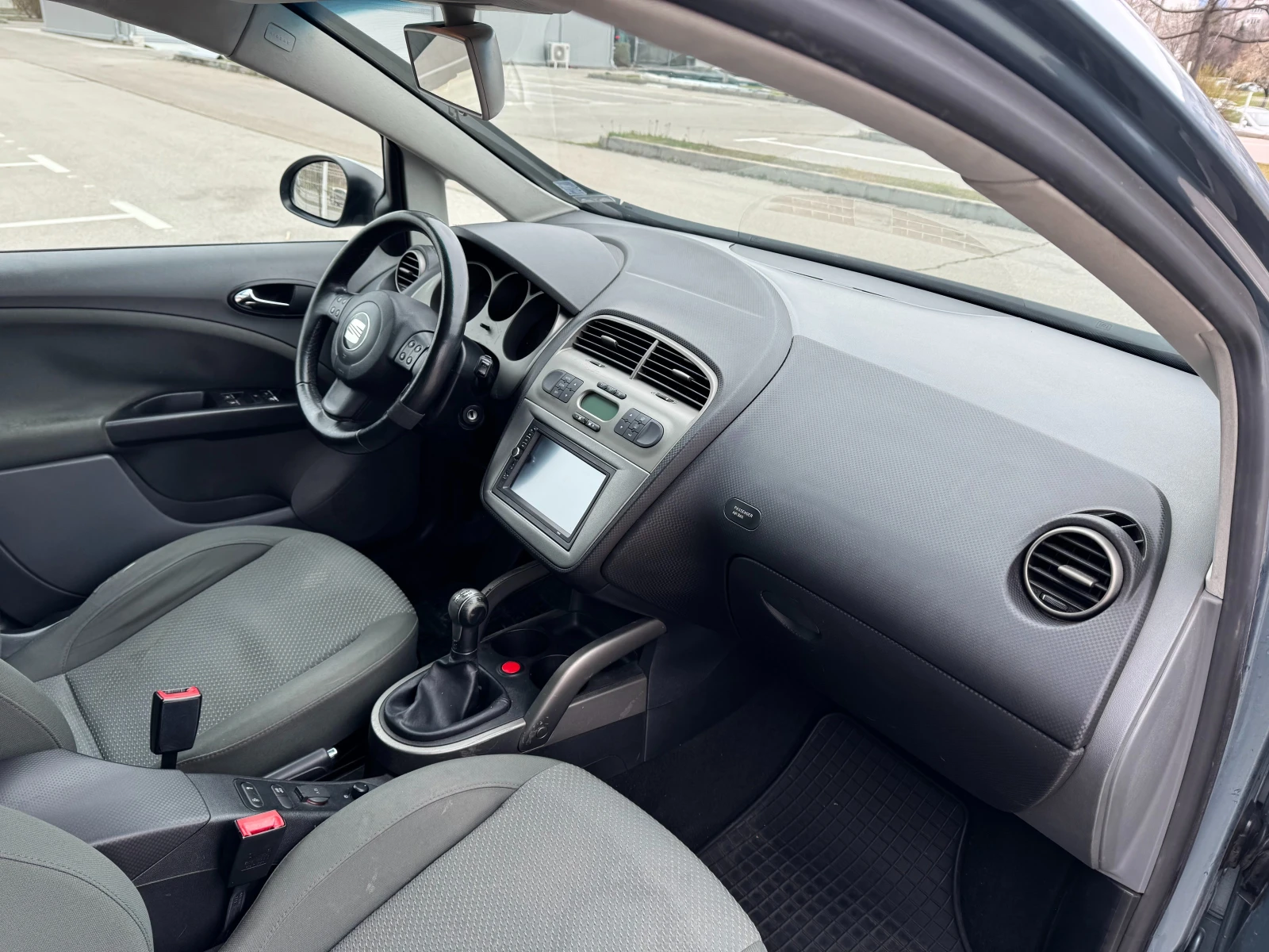 Seat Altea 1.9 TDI 105 кс, снимка 8 - Автомобили и джипове - 54017664