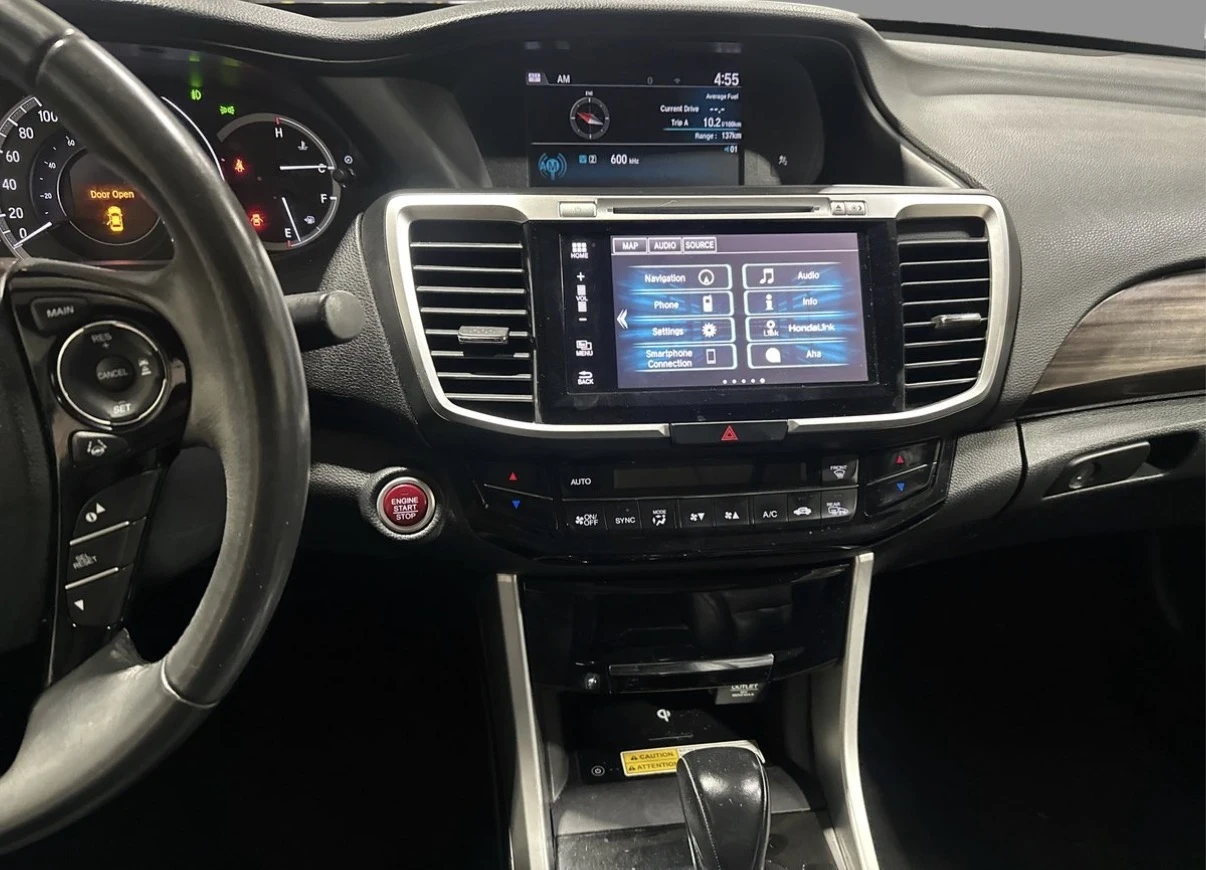 Honda Accord 2.4 * НАВИ * СЕРВИЗНА ИСТОРИЯ * CARFAX * , снимка 9 - Автомобили и джипове - 54080273