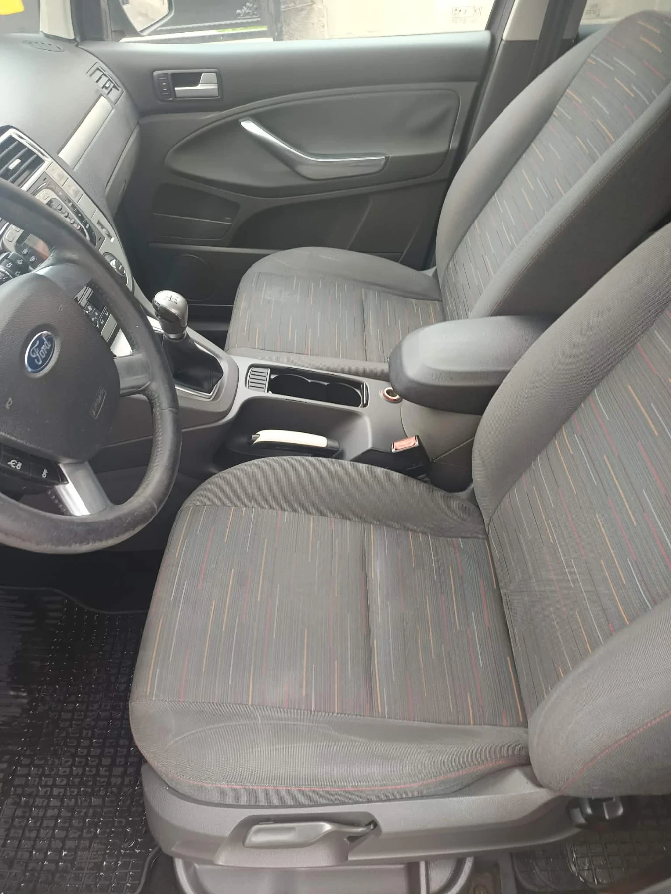 Ford C-max Миниван, снимка 3 - Автомобили и джипове - 54218343