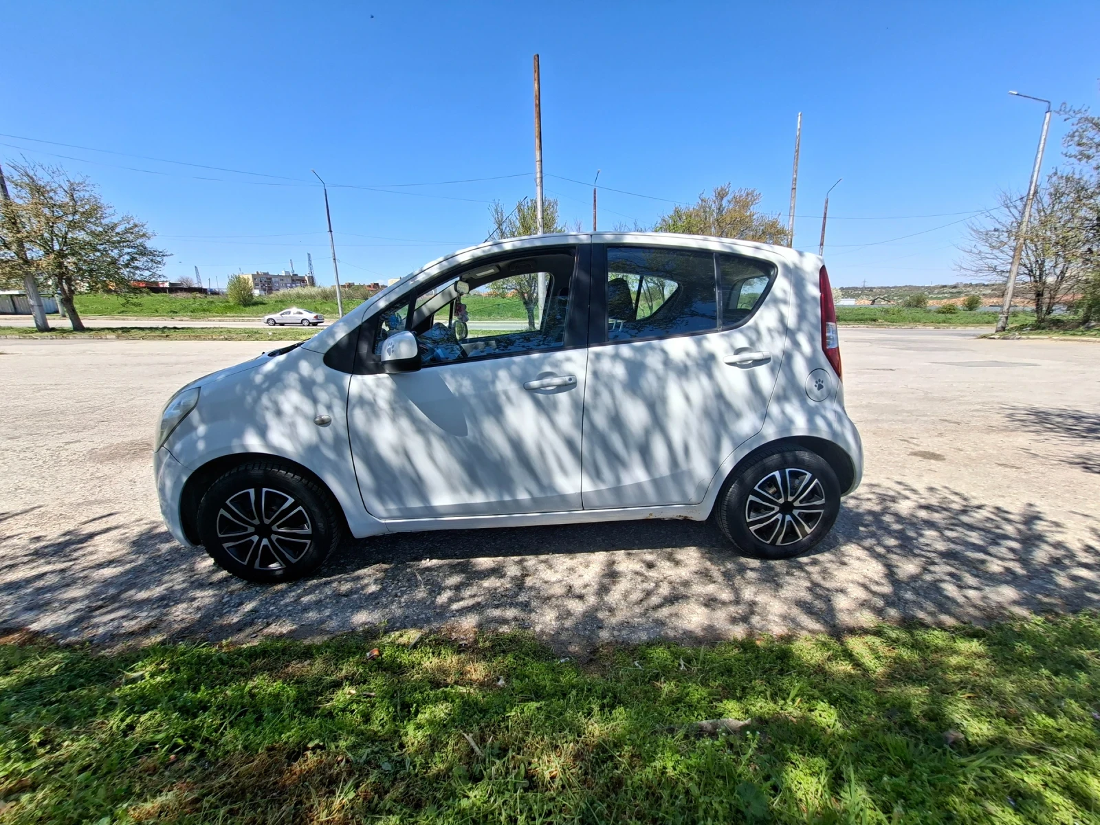 Suzuki Splash, снимка 2 - Автомобили и джипове - 54310690