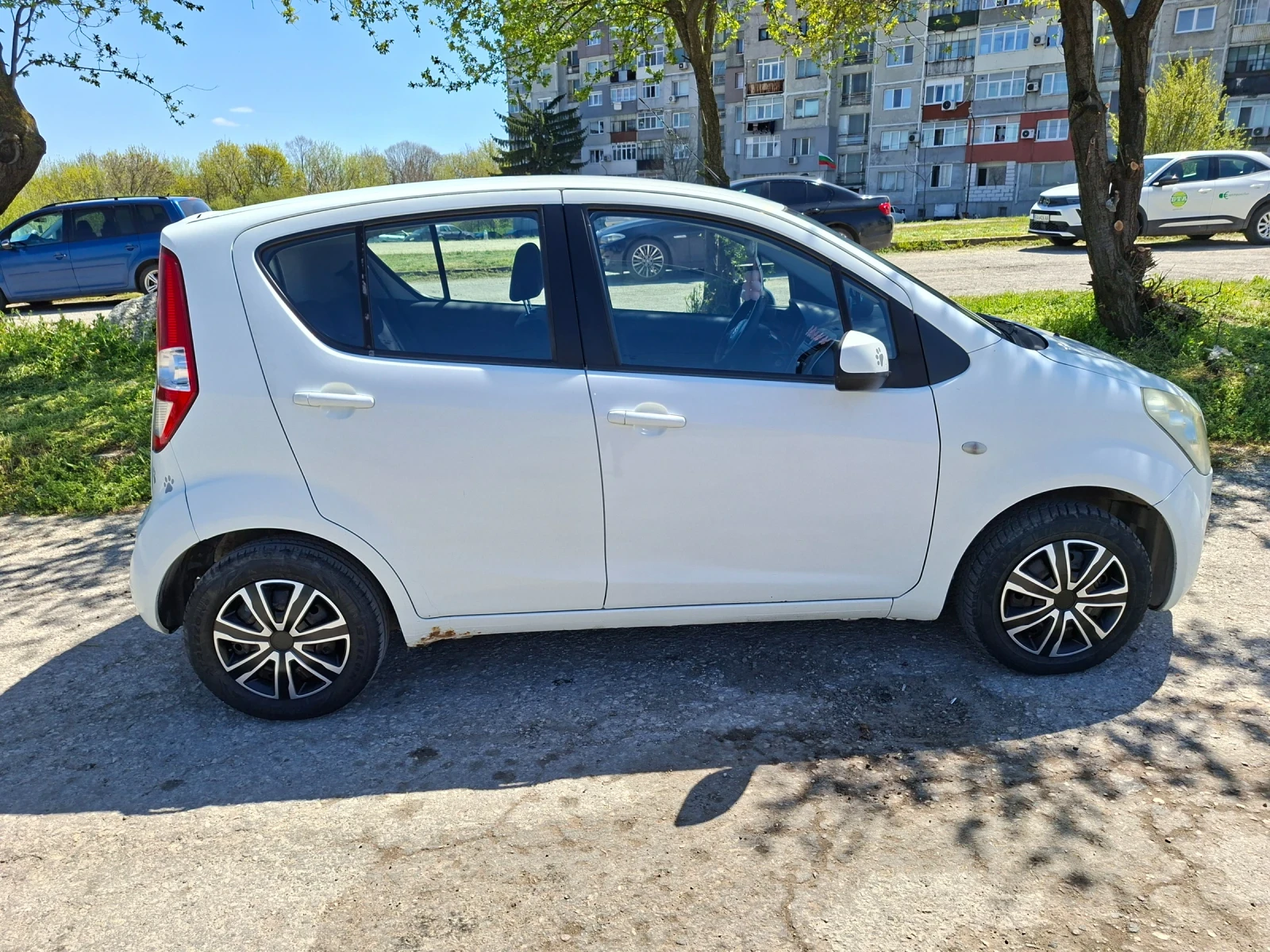 Suzuki Splash, снимка 3 - Автомобили и джипове - 54310690