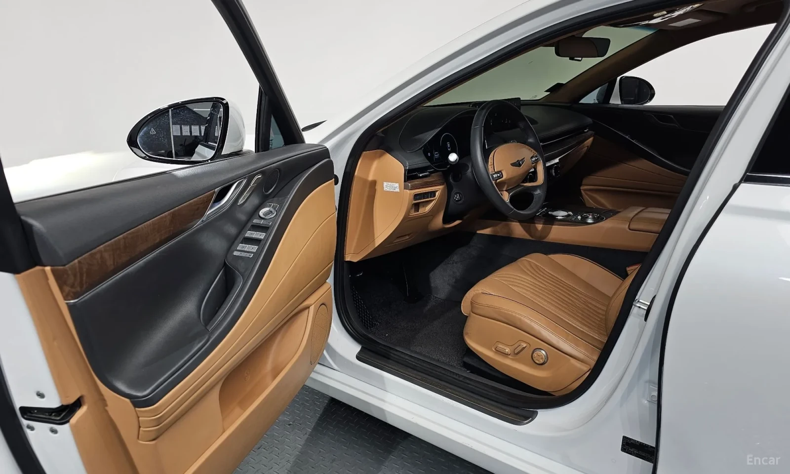 Genesis G80 2.5 Turbo AWD, снимка 5 - Автомобили и джипове - 54553622