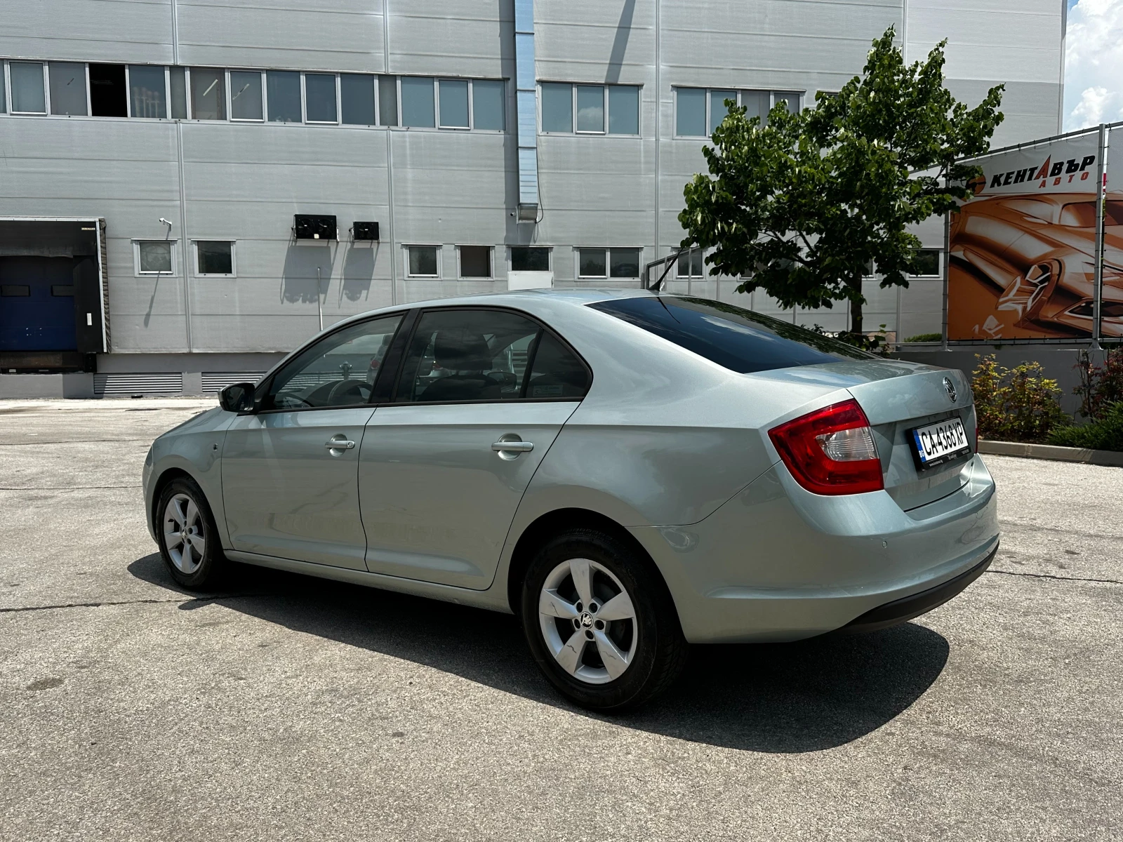Skoda Rapid 1.6d 105 к.с., снимка 3 - Автомобили и джипове - 54998842