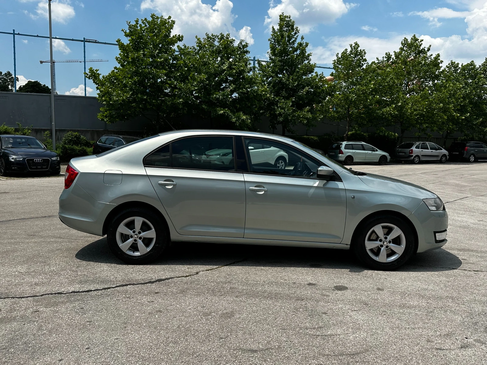 Skoda Rapid 1.6d 105 к.с., снимка 5 - Автомобили и джипове - 54998842