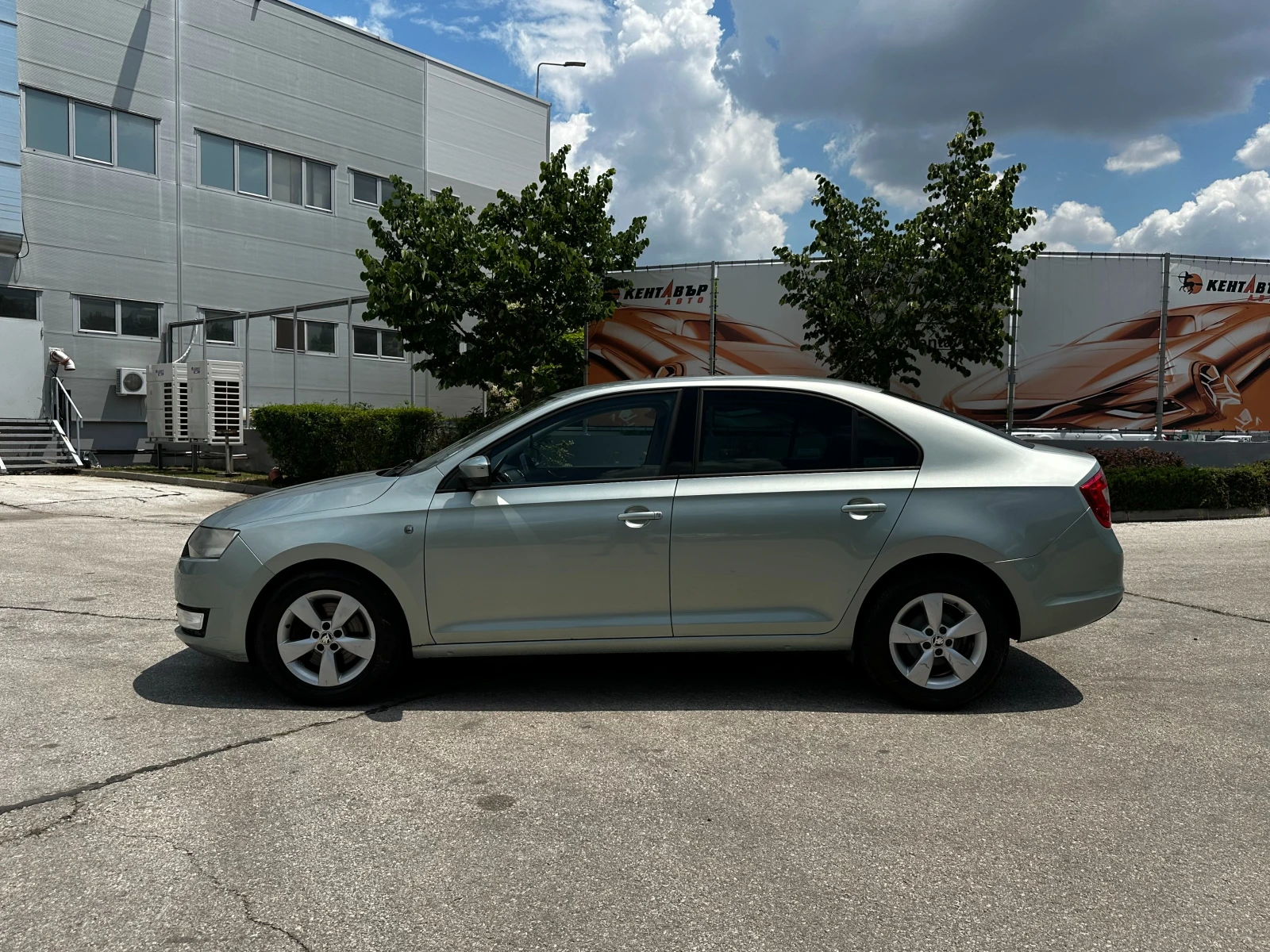 Skoda Rapid 1.6d 105 к.с., снимка 2 - Автомобили и джипове - 54998842