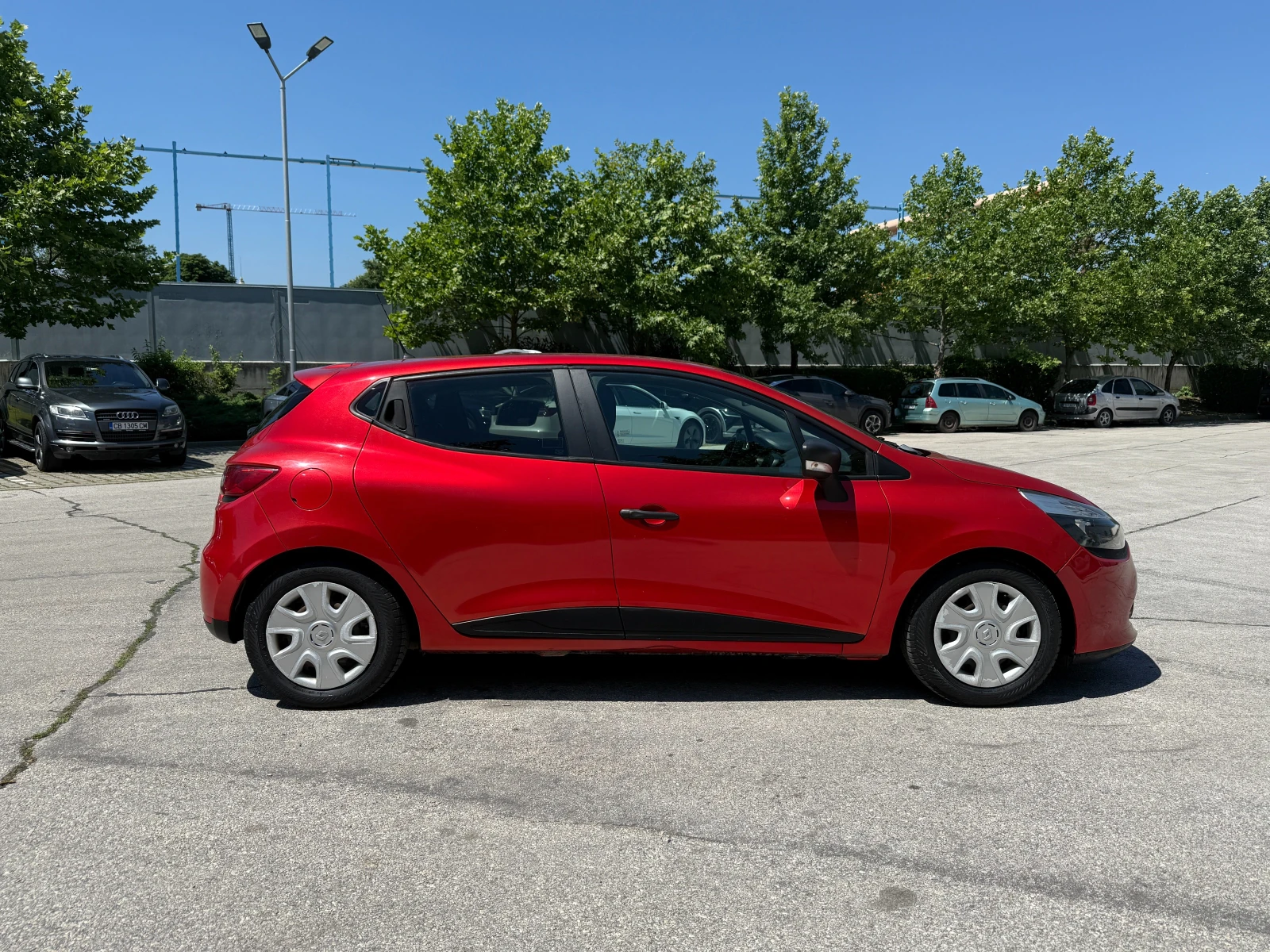 Renault Clio 1.2i 73 к.с./ГАЗ/ГАРАНЦИЯ, снимка 4 - Автомобили и джипове - 55048258