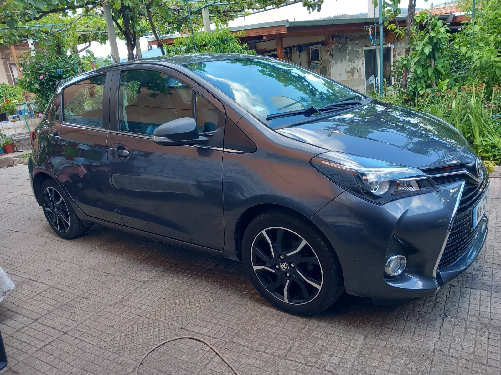 Toyota Yaris 1.4d4-d, 119000км., снимка 3 - Автомобили и джипове - 55351328