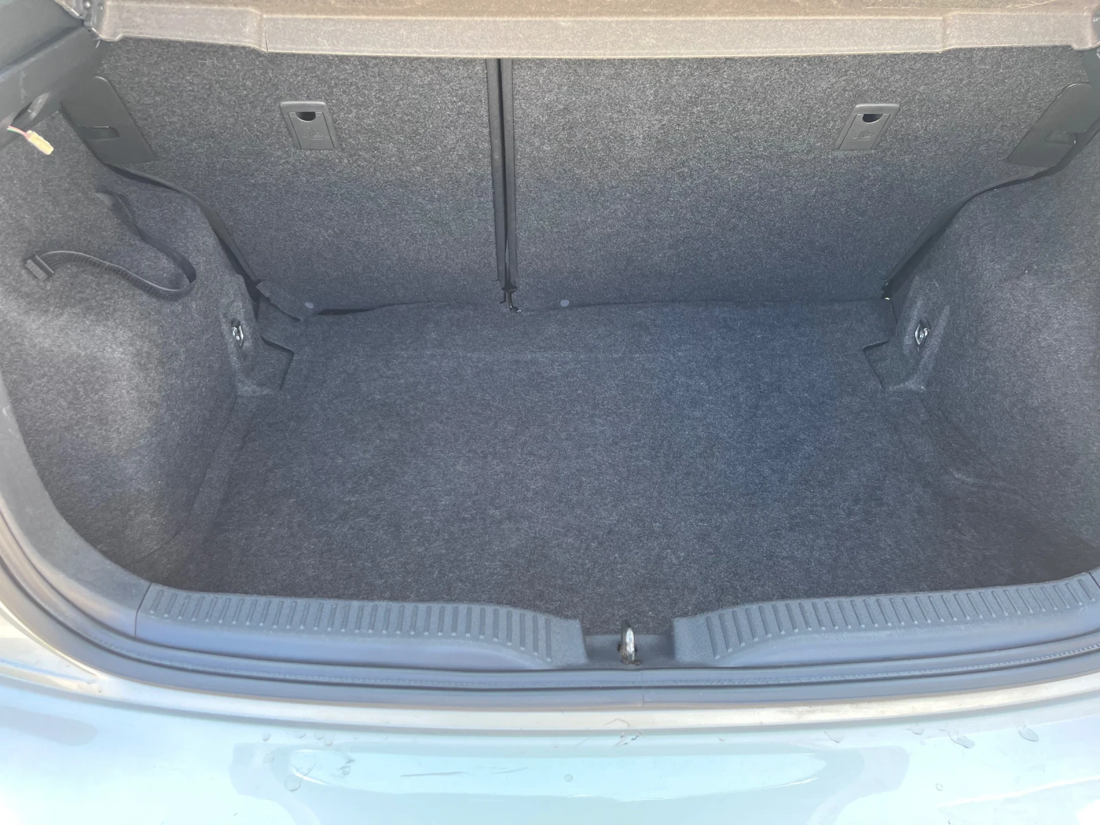 Toyota Auris, снимка 12 - Автомобили и джипове - 55549613