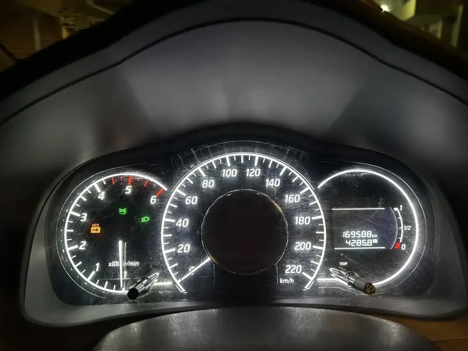 Nissan Note, снимка 10 - Автомобили и джипове - 55848491
