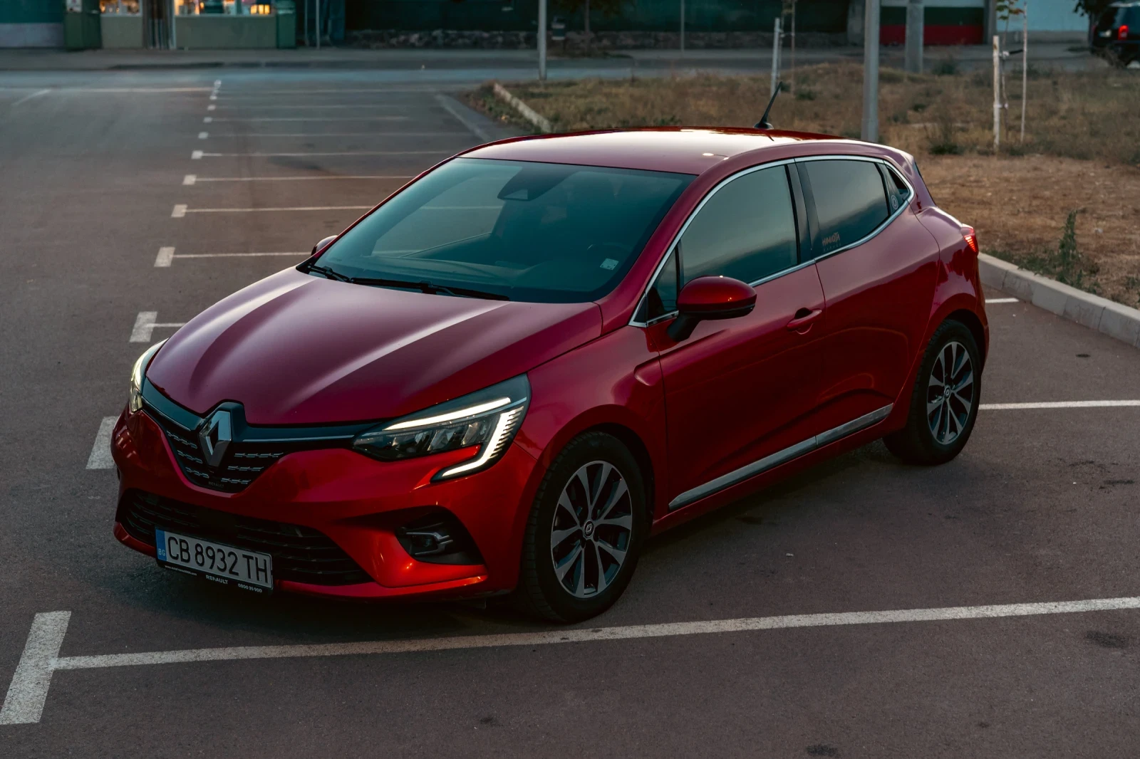 Renault Clio 1.6 E-TECH HIBRID 