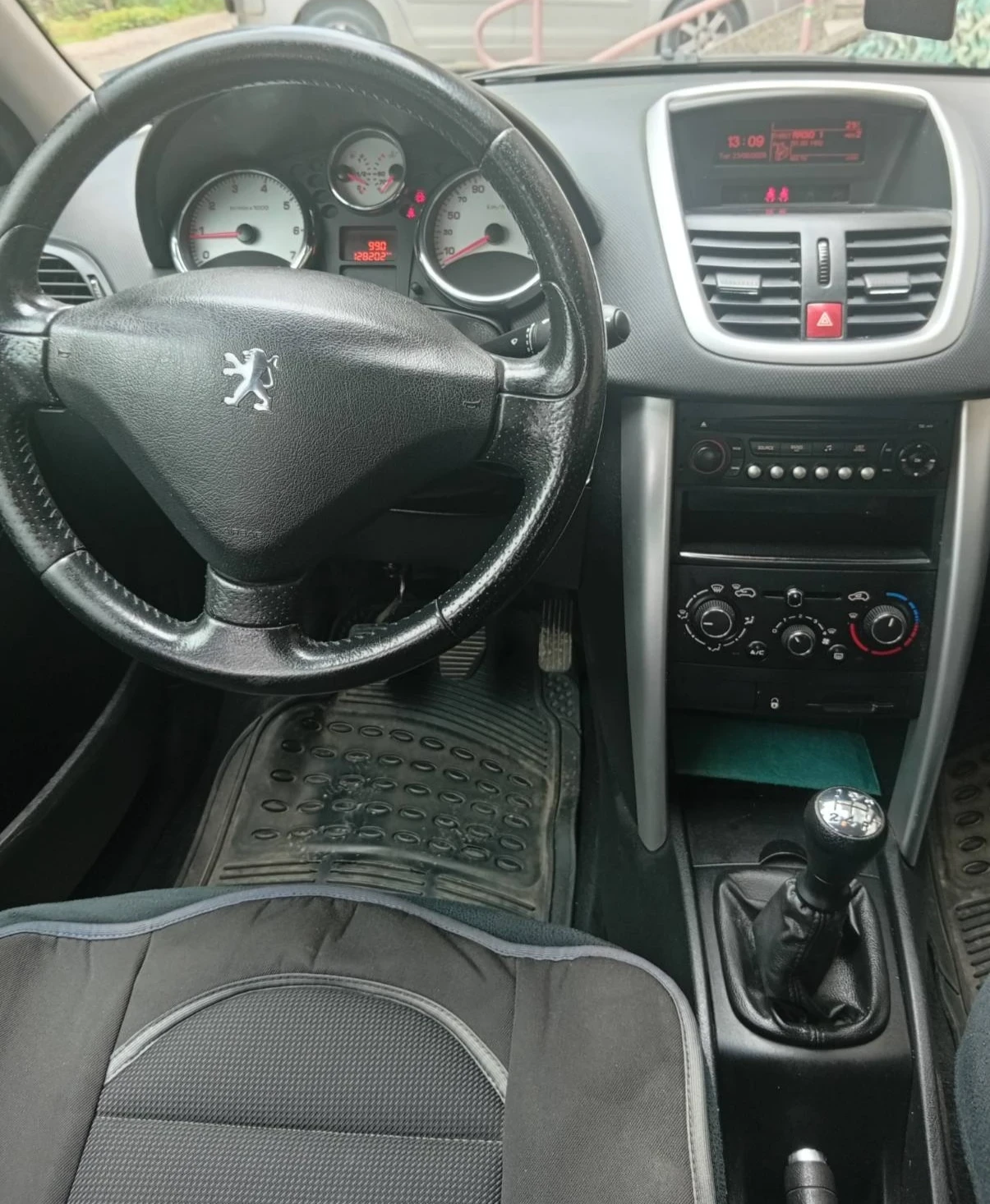 Peugeot 207