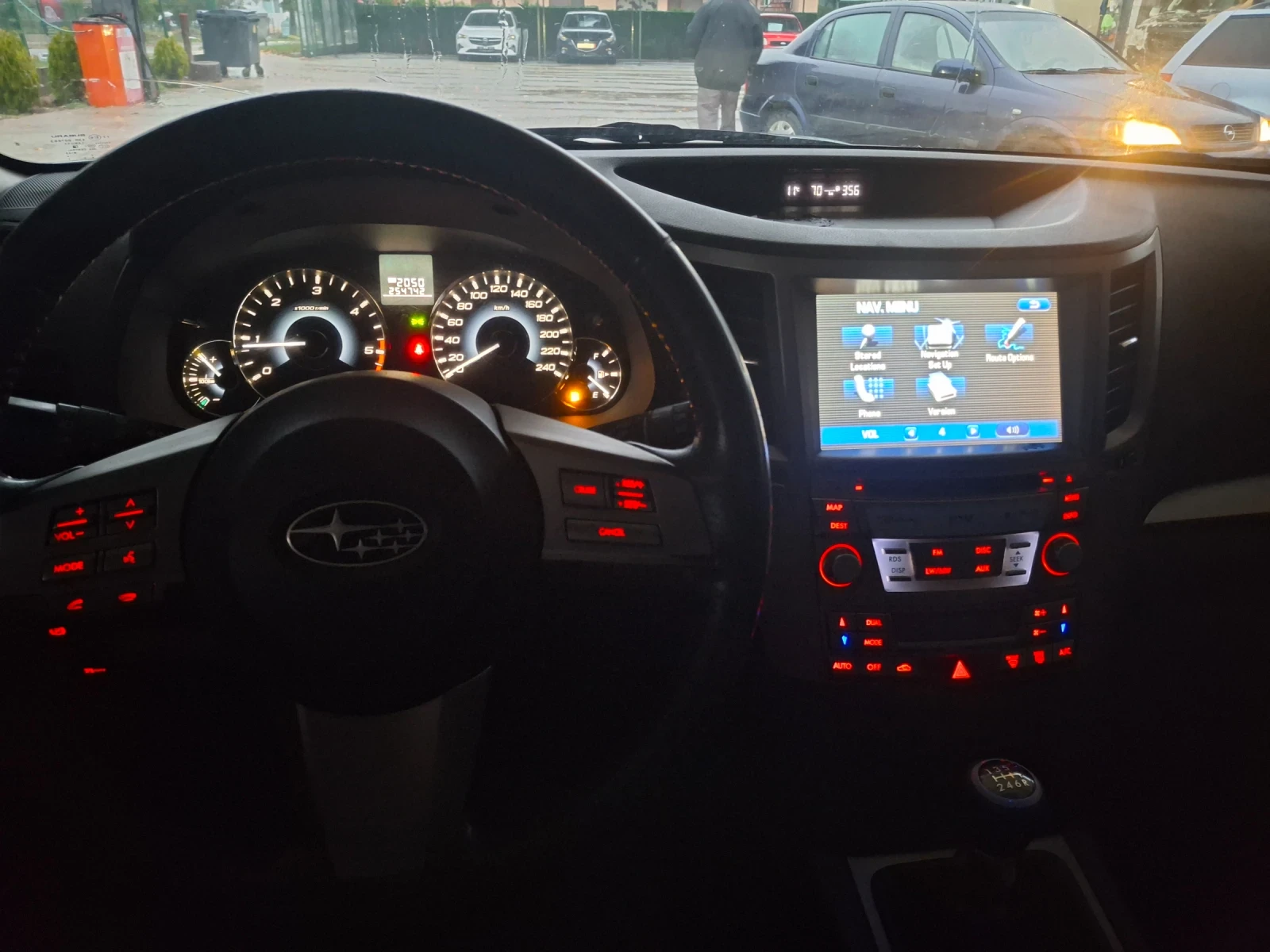 Subaru Outback 2.0D 2011 4X4 NAVI , снимка 16 - Автомобили и джипове - 56730592
