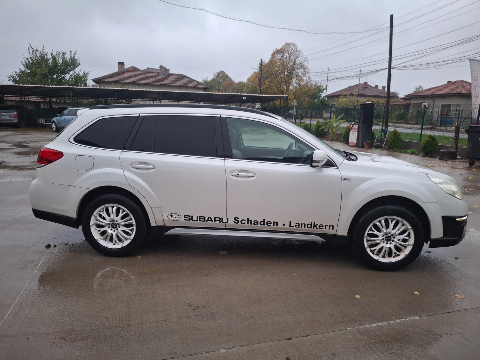 Subaru Outback 2.0D 2011 4X4 NAVI , снимка 4 - Автомобили и джипове - 56730592