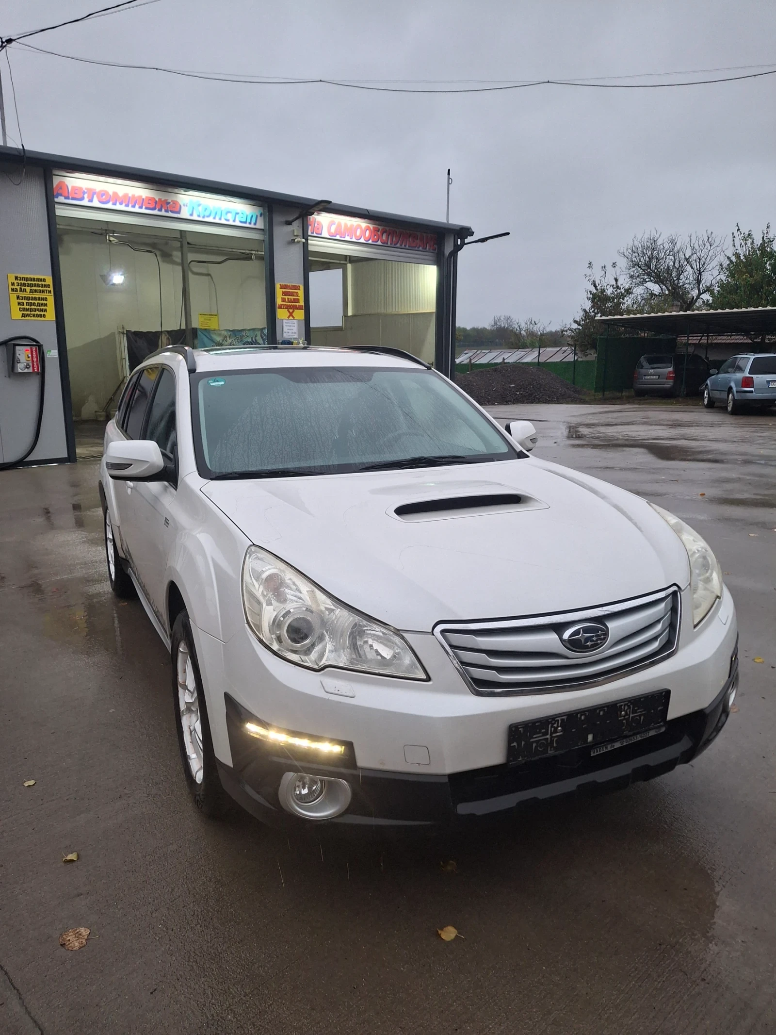 Subaru Outback 2.0D 2011 4X4 NAVI , снимка 3 - Автомобили и джипове - 56730592