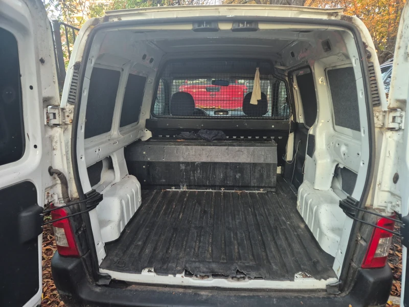 Peugeot Partner   1.4i Фаб.Метан, снимка 7 - Автомобили и джипове - 52510595