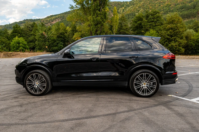 Porsche Cayenne PLATINUM EDITION /ПАНО/ОБДУХ/КАМЕРА/CARPLAY, снимка 5 - Автомобили и джипове - 52285717