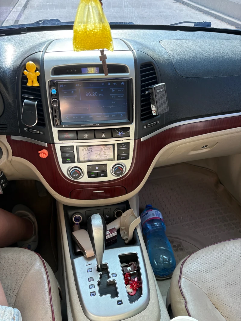 Hyundai Santa fe, снимка 3 - Автомобили и джипове - 52199265