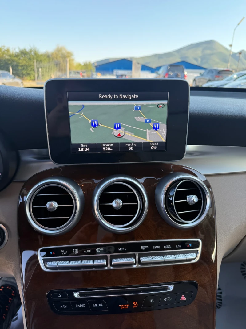 Mercedes-Benz GLC 220 2.2CDI* Navi* 4Matic* 9G* ЛИЗИНГ, снимка 14 - Автомобили и джипове - 52475750