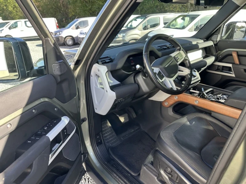 Land Rover Defender 240D se First Edition , снимка 14 - Автомобили и джипове - 52342115