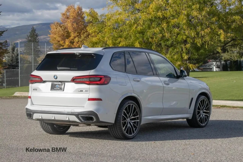 BMW X5 40i* Mpacket* Distronic* HeadUp* Масаж* Diamand pa, снимка 8 - Автомобили и джипове - 52390381