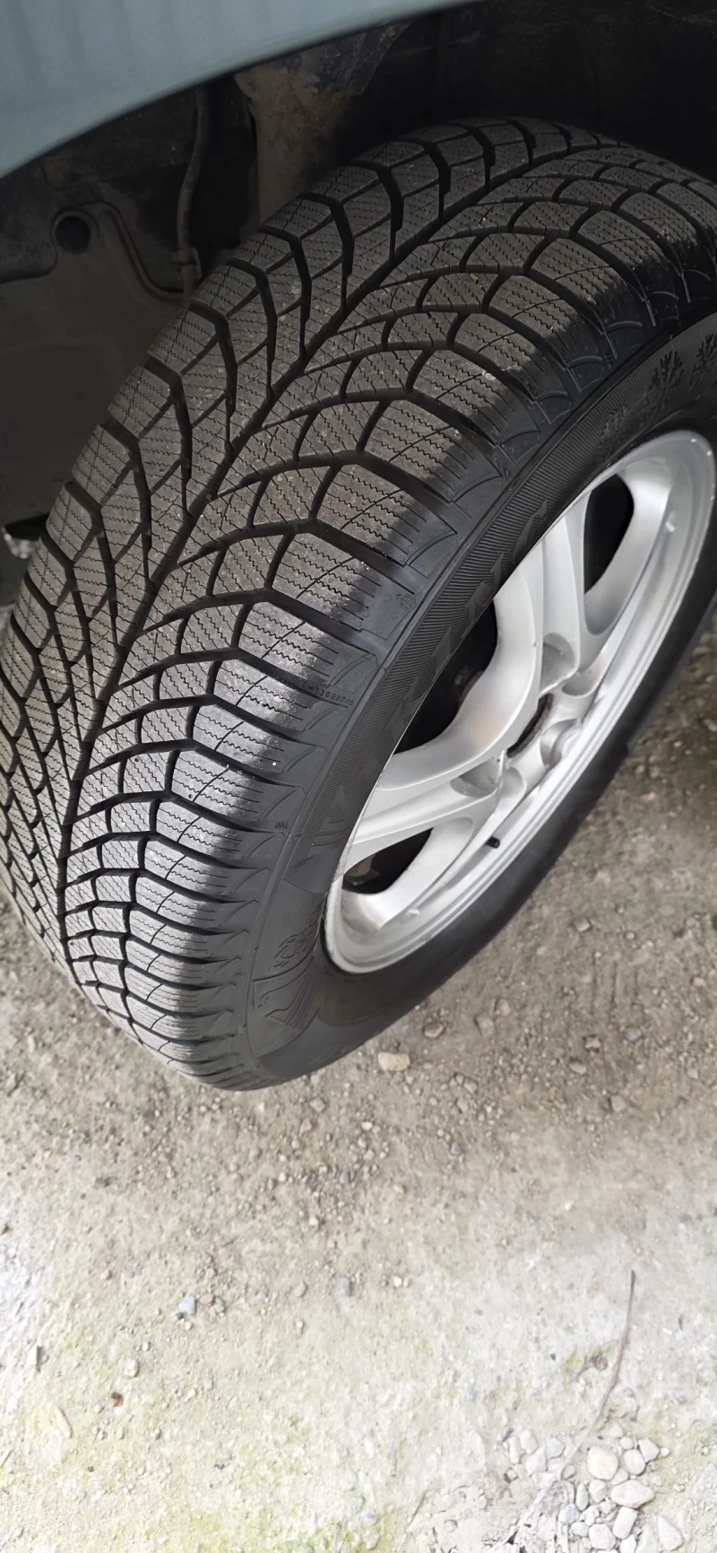 Mitsubishi Outlander, снимка 15 - Автомобили и джипове - 52789813