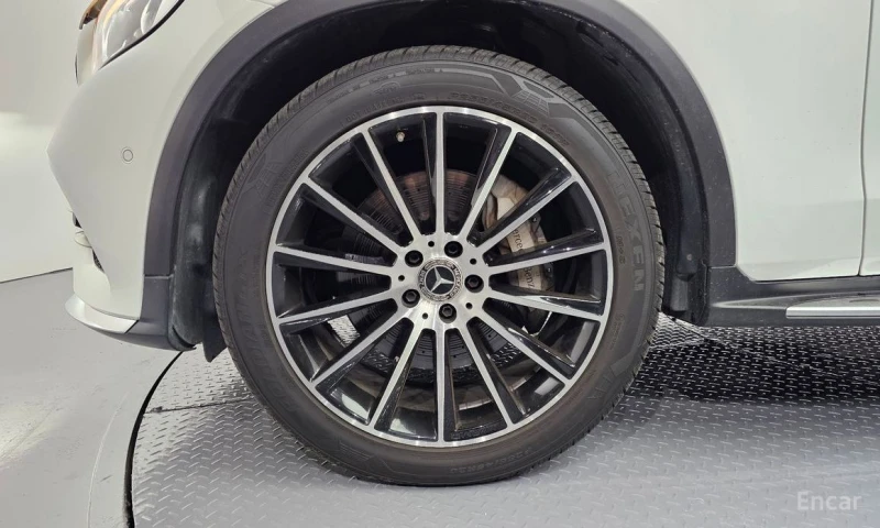 Mercedes-Benz GLC 250, снимка 5 - Автомобили и джипове - 52887269