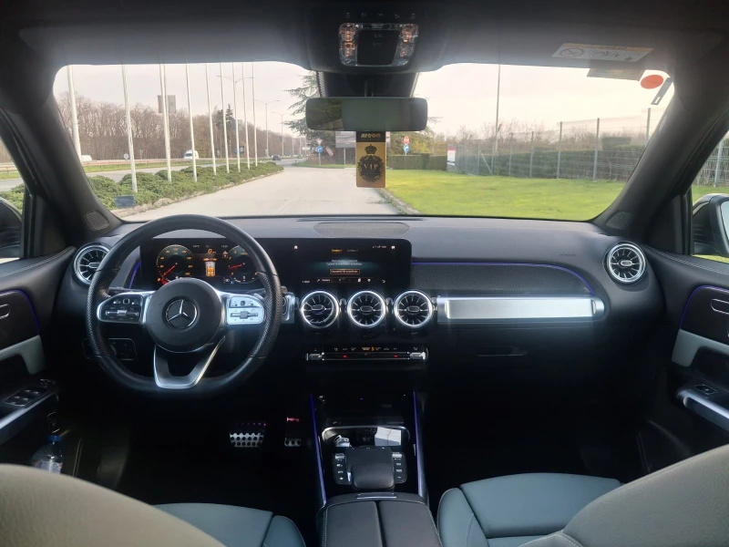 Mercedes-Benz GLB 200 4MATIC 6+ 1, снимка 11 - Автомобили и джипове - 53070495