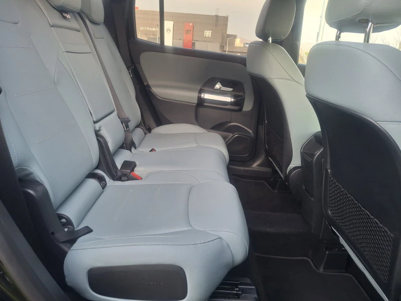 Mercedes-Benz GLB 200 4MATIC 6+ 1, снимка 8 - Автомобили и джипове - 53070495