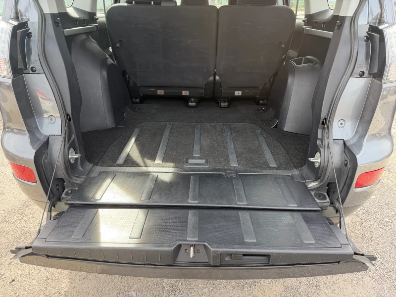 Mitsubishi Outlander 2.0 DIZEL, 140 коня , 4x4, снимка 10 - Автомобили и джипове - 53536981