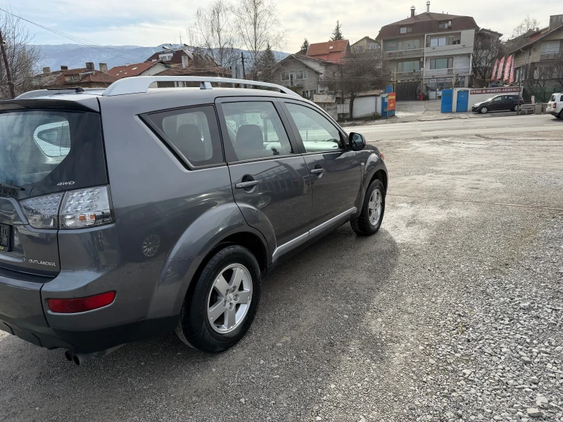 Mitsubishi Outlander 2.0 DIZEL, 140 коня , 4x4, снимка 5 - Автомобили и джипове - 53536981