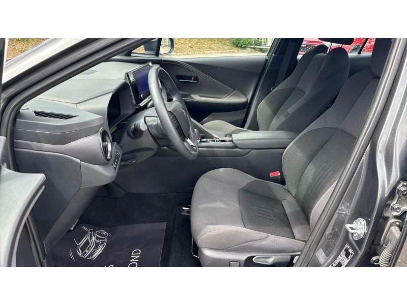 Toyota C-HR 2.0 PHEV COOL, снимка 12 - Автомобили и джипове - 55376670