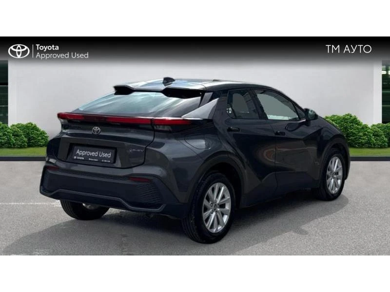 Toyota C-HR 2.0 PHEV COOL, снимка 17 - Автомобили и джипове - 55376670