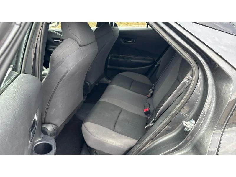 Toyota C-HR 2.0 PHEV COOL, снимка 11 - Автомобили и джипове - 55376670