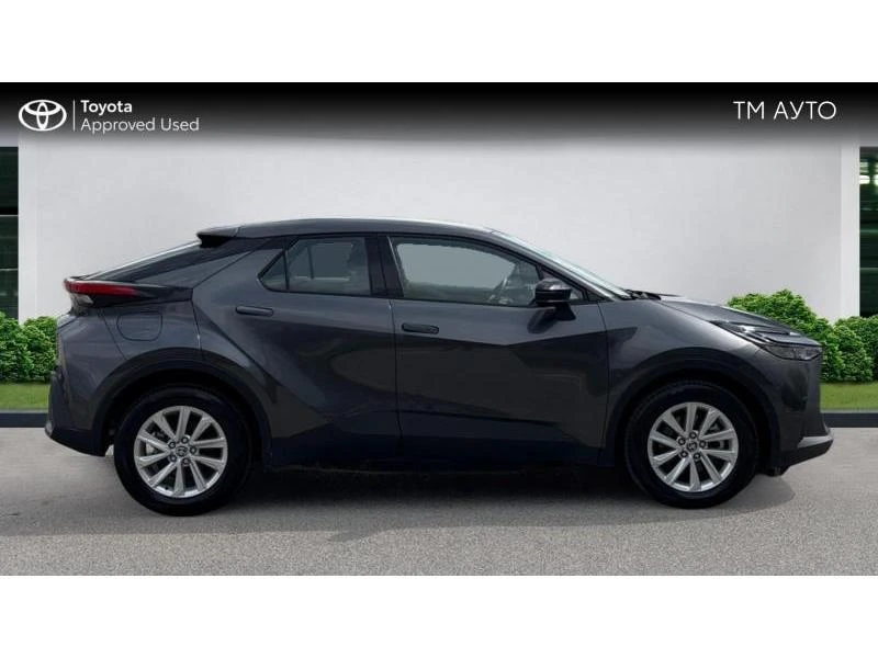 Toyota C-HR 2.0 PHEV COOL, снимка 16 - Автомобили и джипове - 55376670