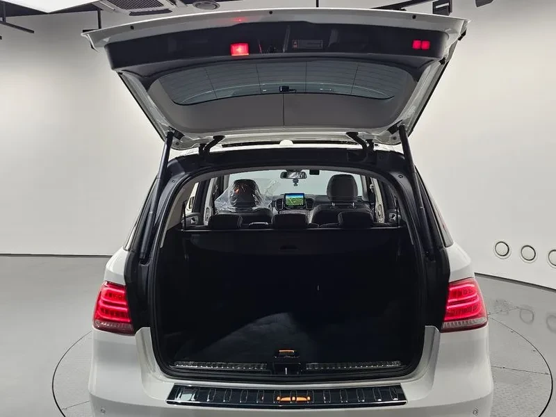 Mercedes-Benz GLE 350D 4MATIC PREMIUM, снимка 17 - Автомобили и джипове - 55562923