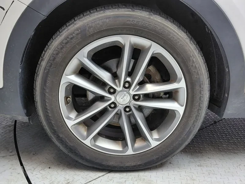 Hyundai Santa fe 2.2 CRDI 4WD - САМО 30% АВАНС, снимка 5 - Автомобили и джипове - 55740260