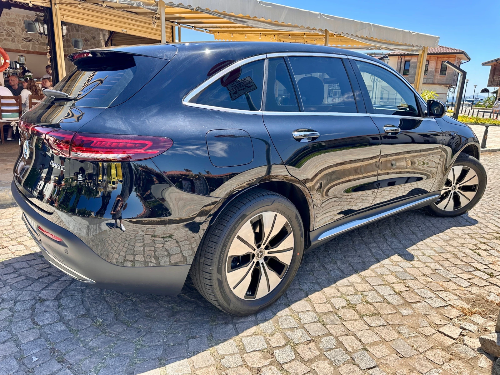 Mercedes-Benz EQC Мерцедес EQC 400 88KWh 408 кс Junge Sterne 5 г. Га - изображение 4