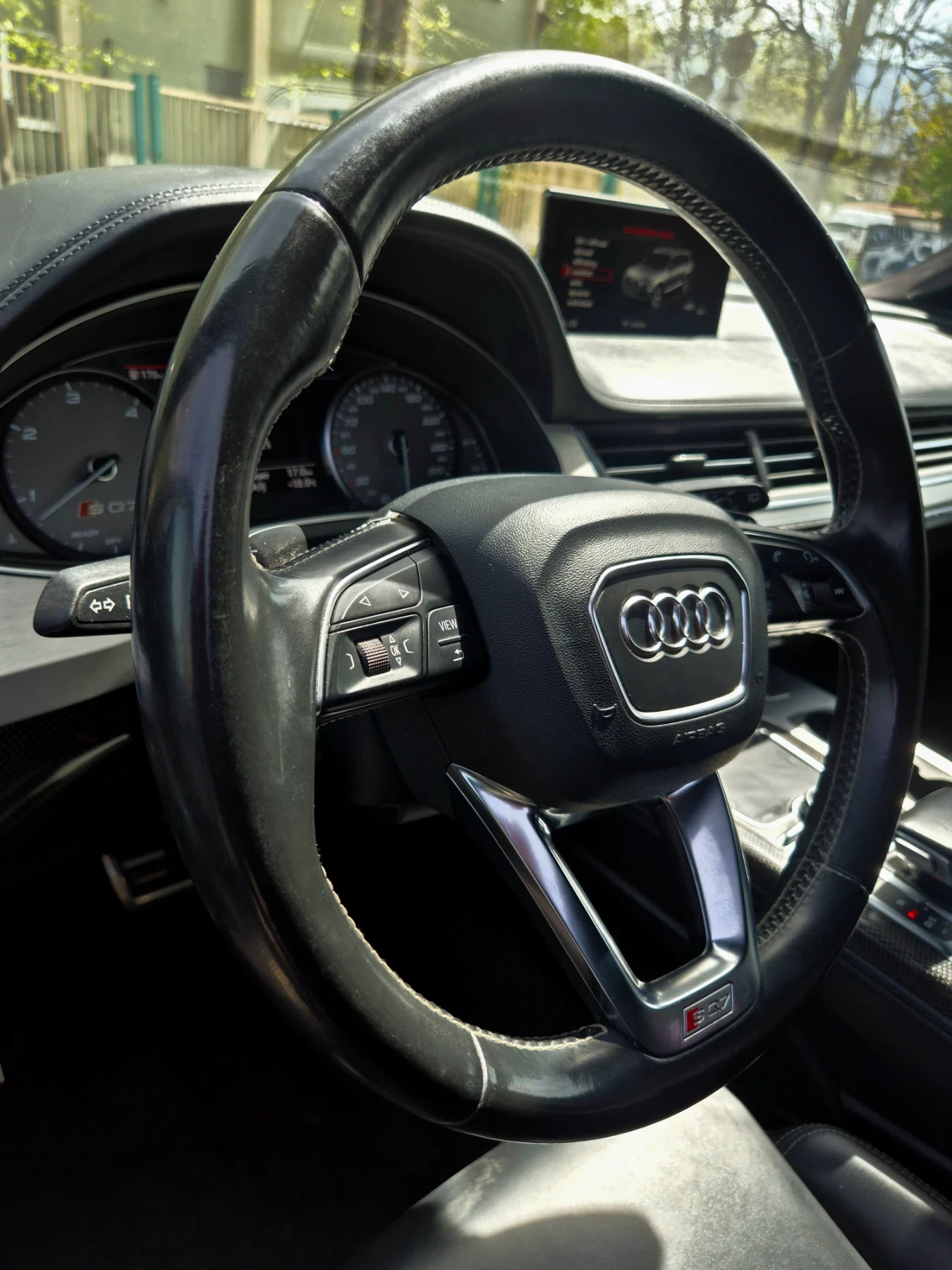 Audi SQ7  - изображение 8