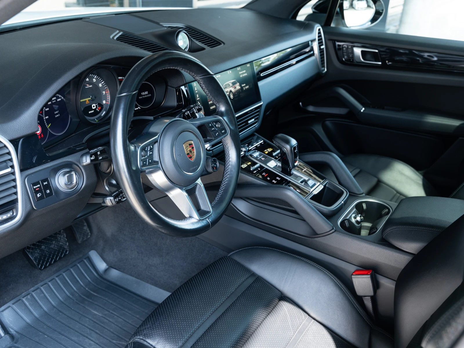 Porsche Cayenne E-Hybrid - изображение 7