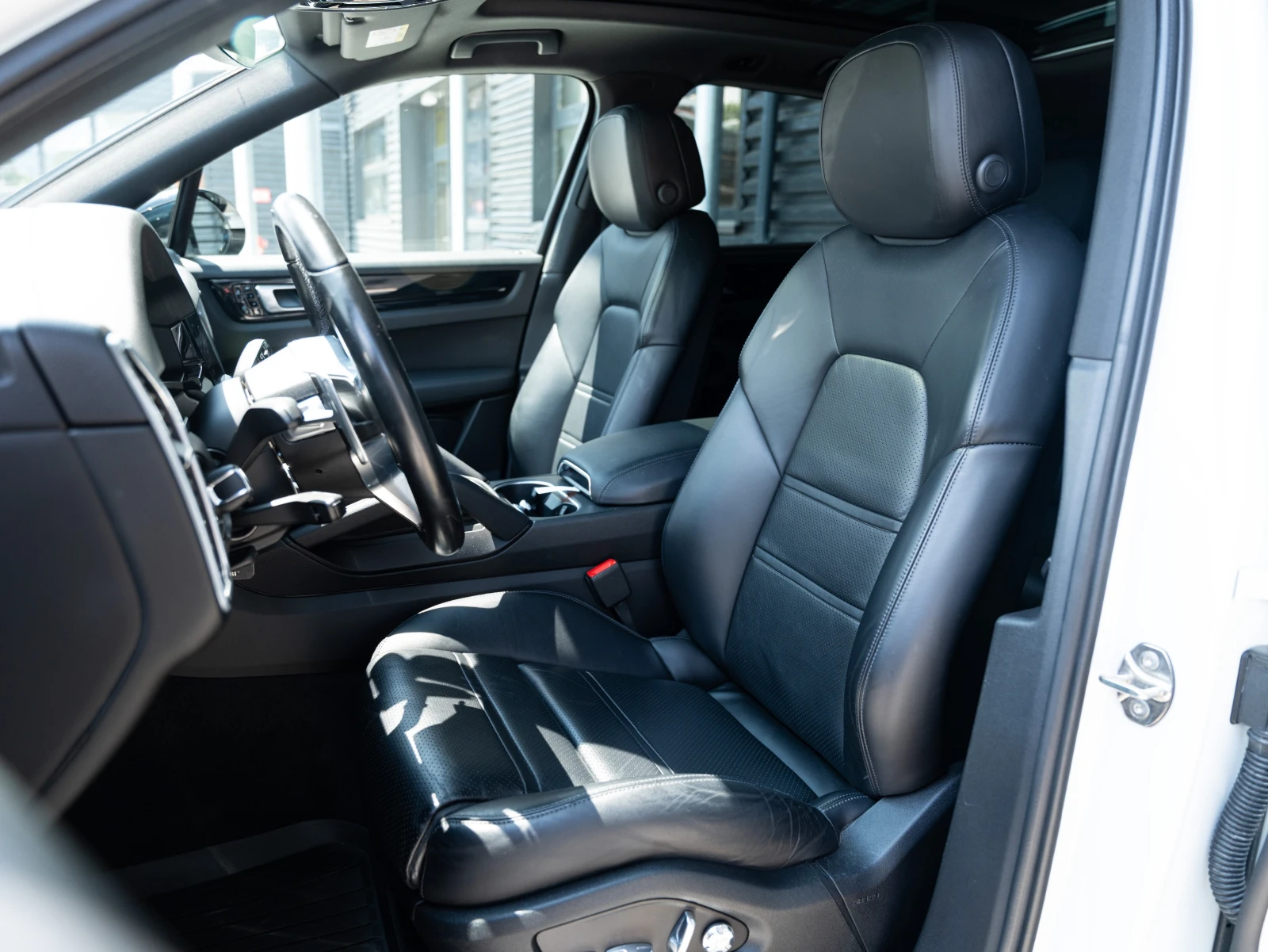 Porsche Cayenne E-Hybrid - изображение 8