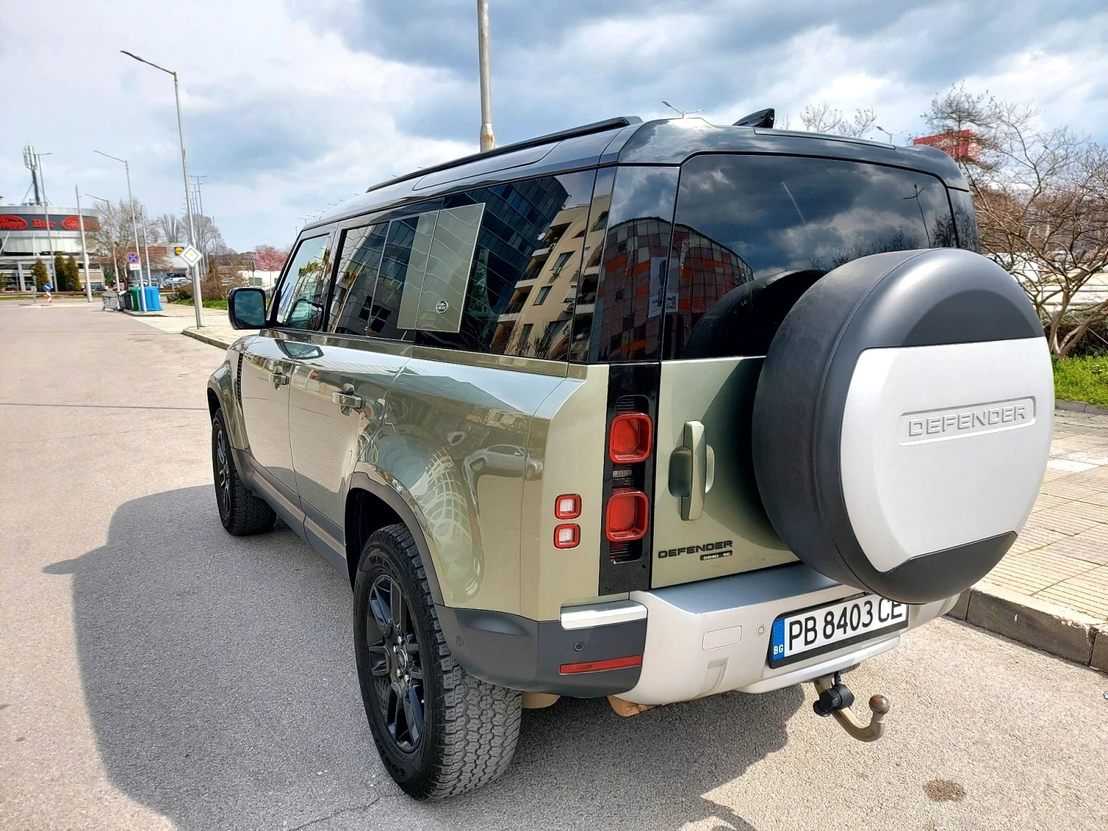 Land Rover Defender 240D se First Edition , снимка 7 - Автомобили и джипове - 52342115