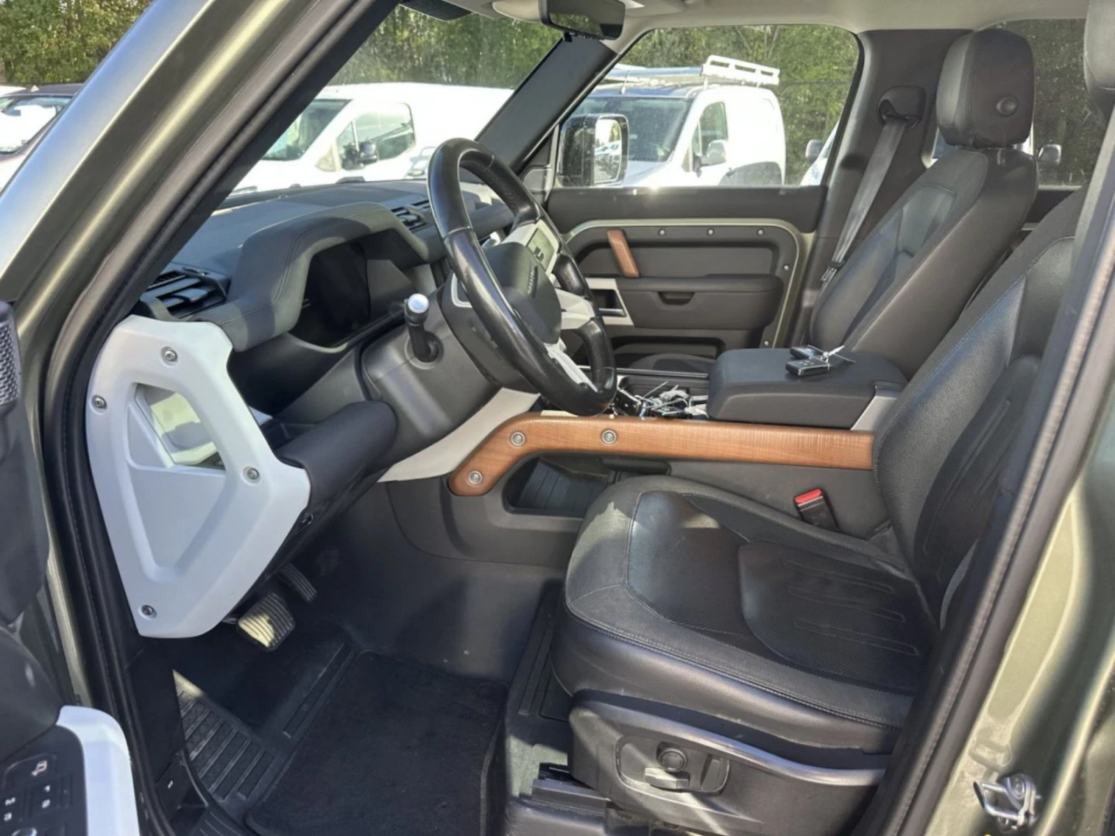 Land Rover Defender 240D se First Edition  | Mobile.bg   10