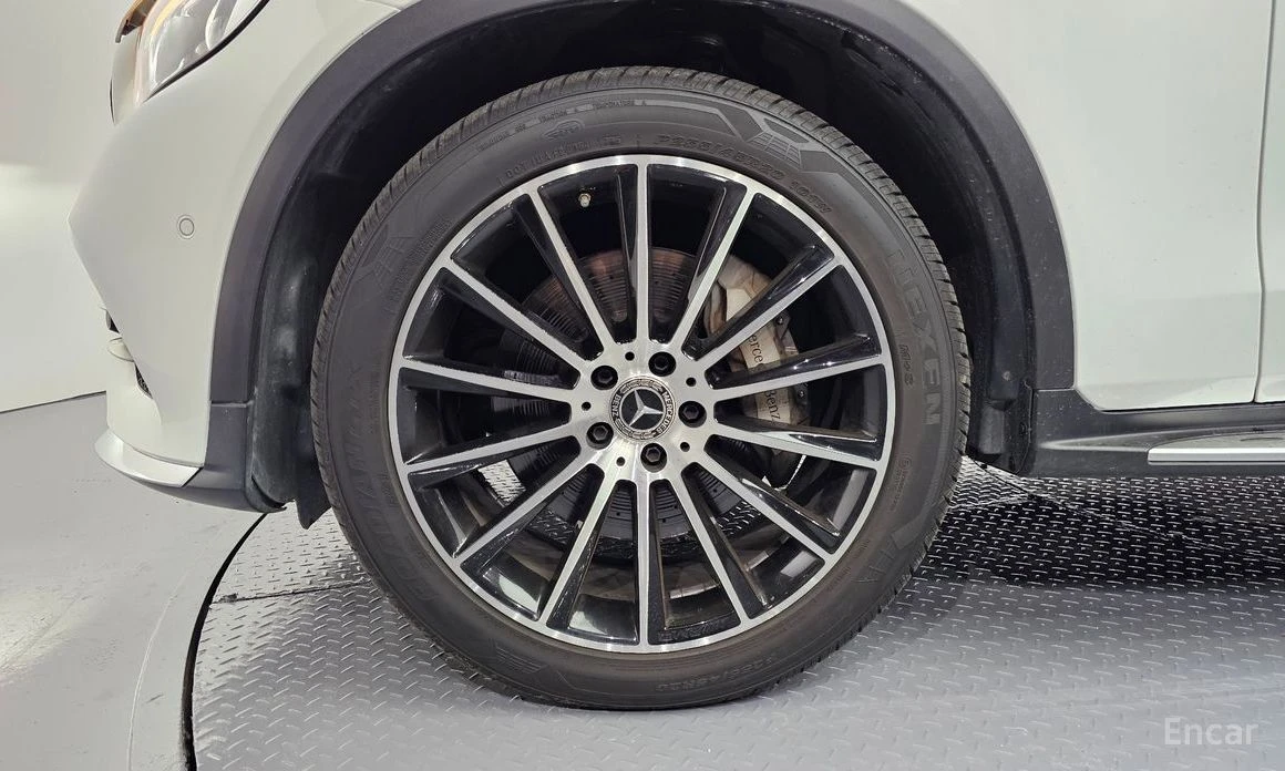 Mercedes-Benz GLC 250  - изображение 5